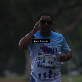 Runner Photo 4318300