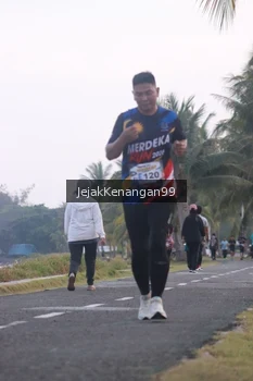 Runner Photo 4318301
