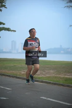 Runner Photo 4318314