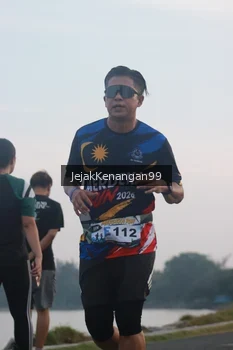 Runner Photo 4318328
