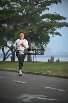 Runner Photo 4318339