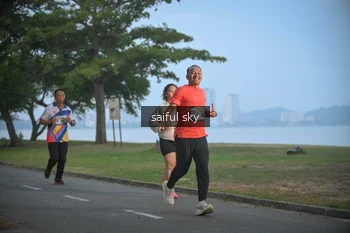 Runner Photo 4318350