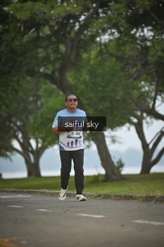 Runner Photo 4318372