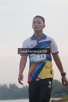 Runner Photo 4318375