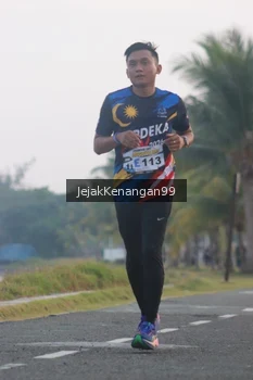 Runner Photo 4318392
