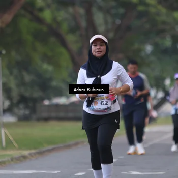 Runner Photo 4318416