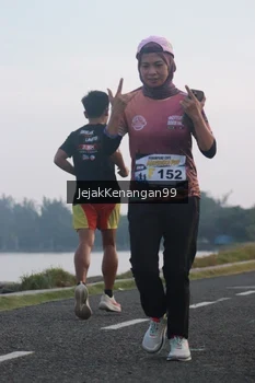 Runner Photo 4318422