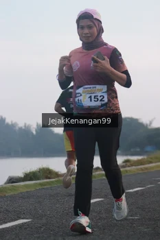 Runner Photo 4318425