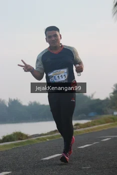 Runner Photo 4318429
