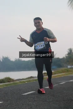 Runner Photo 4318433