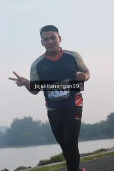 Runner Photo 4318437