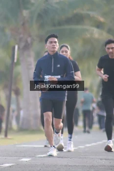 Runner Photo 4318447