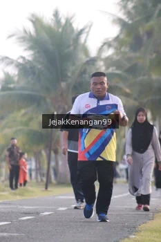 Runner Photo 4318473