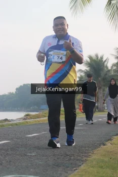 Runner Photo 4318479