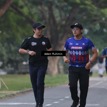 Runner Photo 4318480