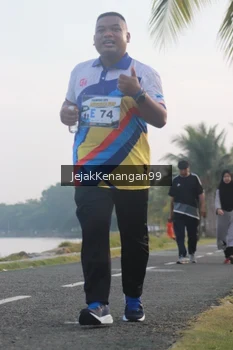 Runner Photo 4318487