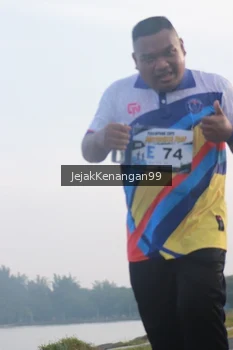 Runner Photo 4318496