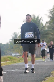 Runner Photo 4318505