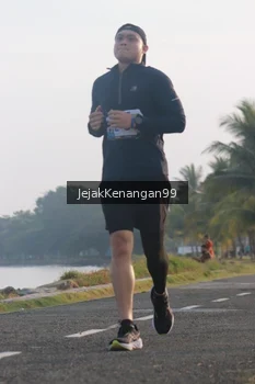 Runner Photo 4318527