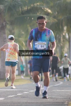 Runner Photo 4318557
