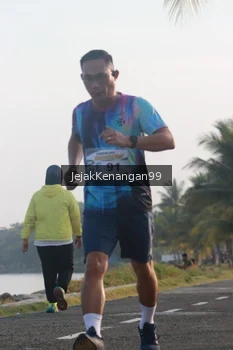 Runner Photo 4318566
