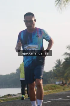 Runner Photo 4318568