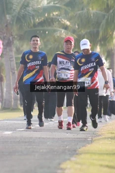 Runner Photo 4318623