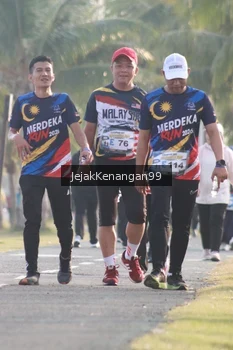 Runner Photo 4318635