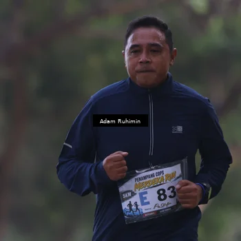 Runner Photo 4318640
