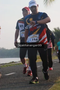 Runner Photo 4318654