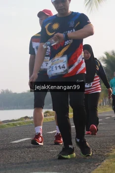 Runner Photo 4318662