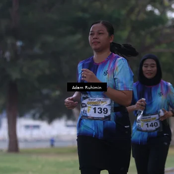 Runner Photo 4318669