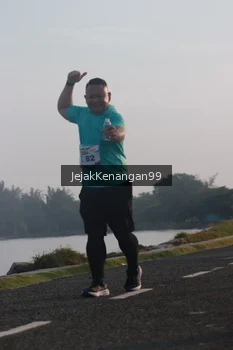 Runner Photo 4318682