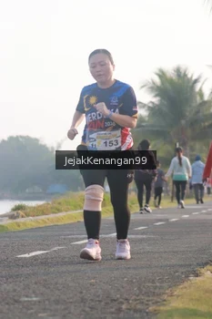 Runner Photo 4318697