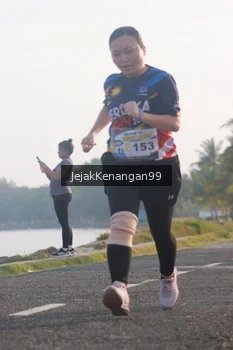 Runner Photo 4318704