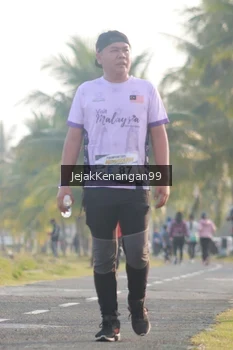 Runner Photo 4318747