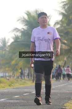Runner Photo 4318748