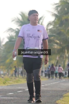 Runner Photo 4318749