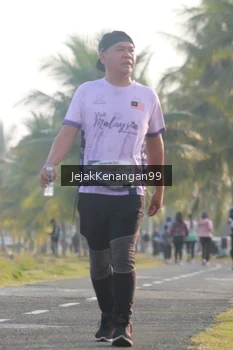 Runner Photo 4318751