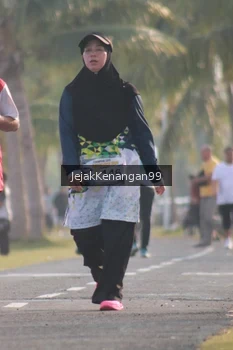 Runner Photo 4318818