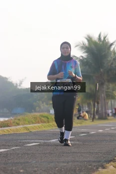 Runner Photo 4318829