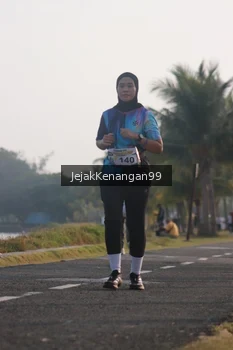 Runner Photo 4318830