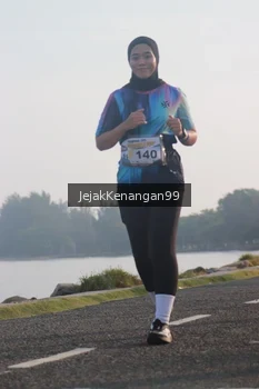 Runner Photo 4318838