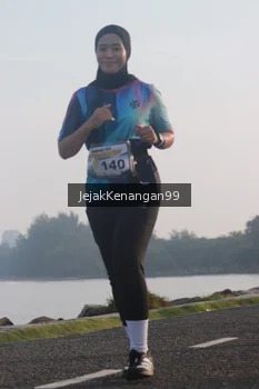 Runner Photo 4318841