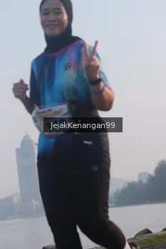 Runner Photo 4318855