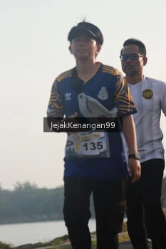 Runner Photo 4318869