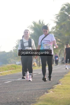 Runner Photo 4318874