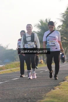 Runner Photo 4318881