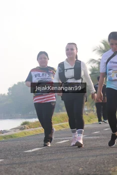 Runner Photo 4318887