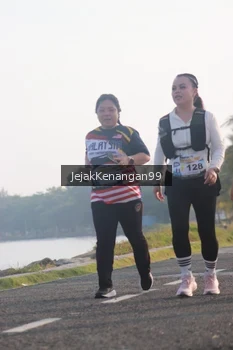 Runner Photo 4318893
